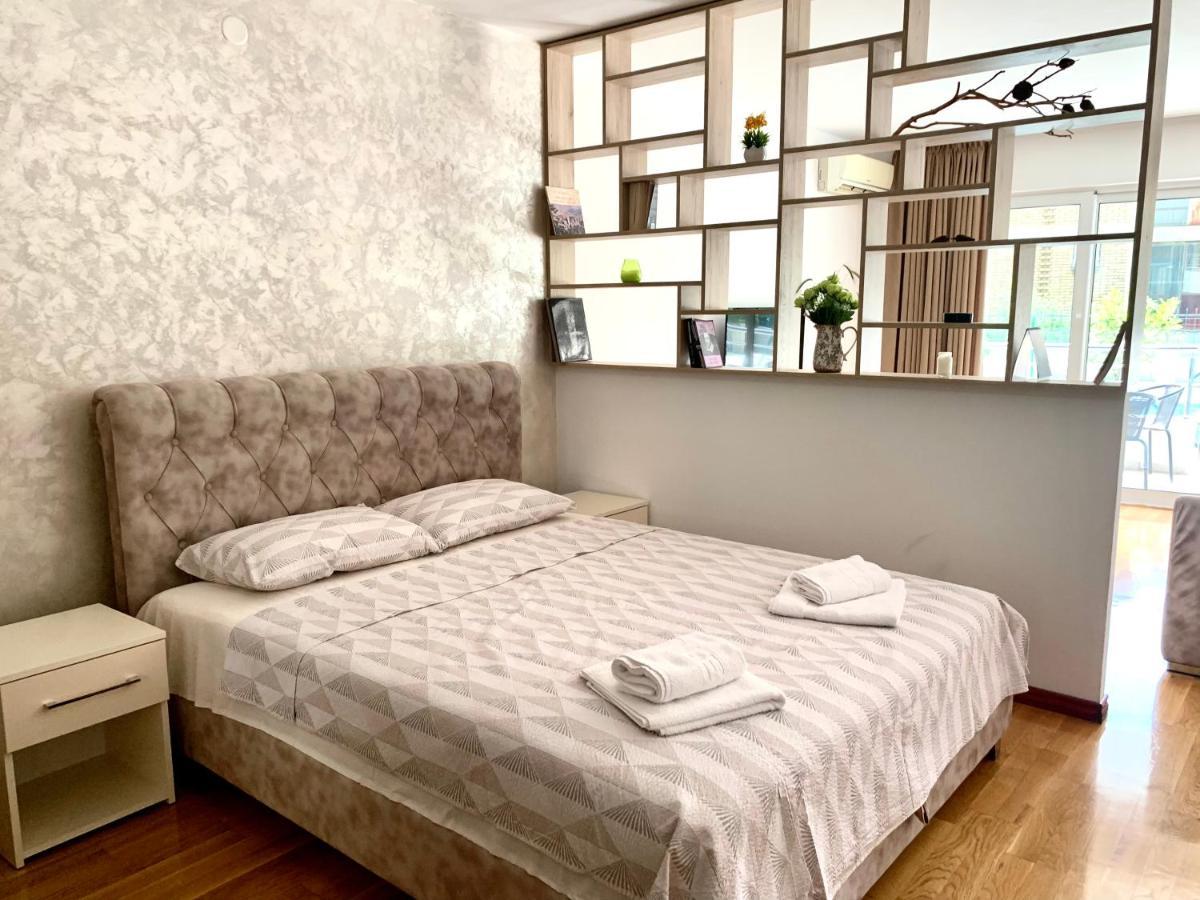 Holiday Apartments Petrovac Апартаменты